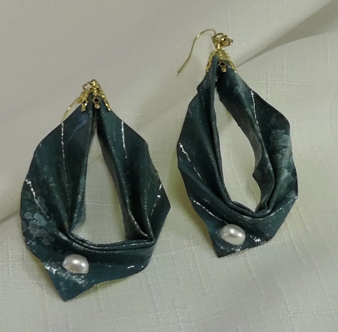 Eco Friendly Shaded Teal/Yellow Paper Bag Pleated Pendant and Dangle Earring Set