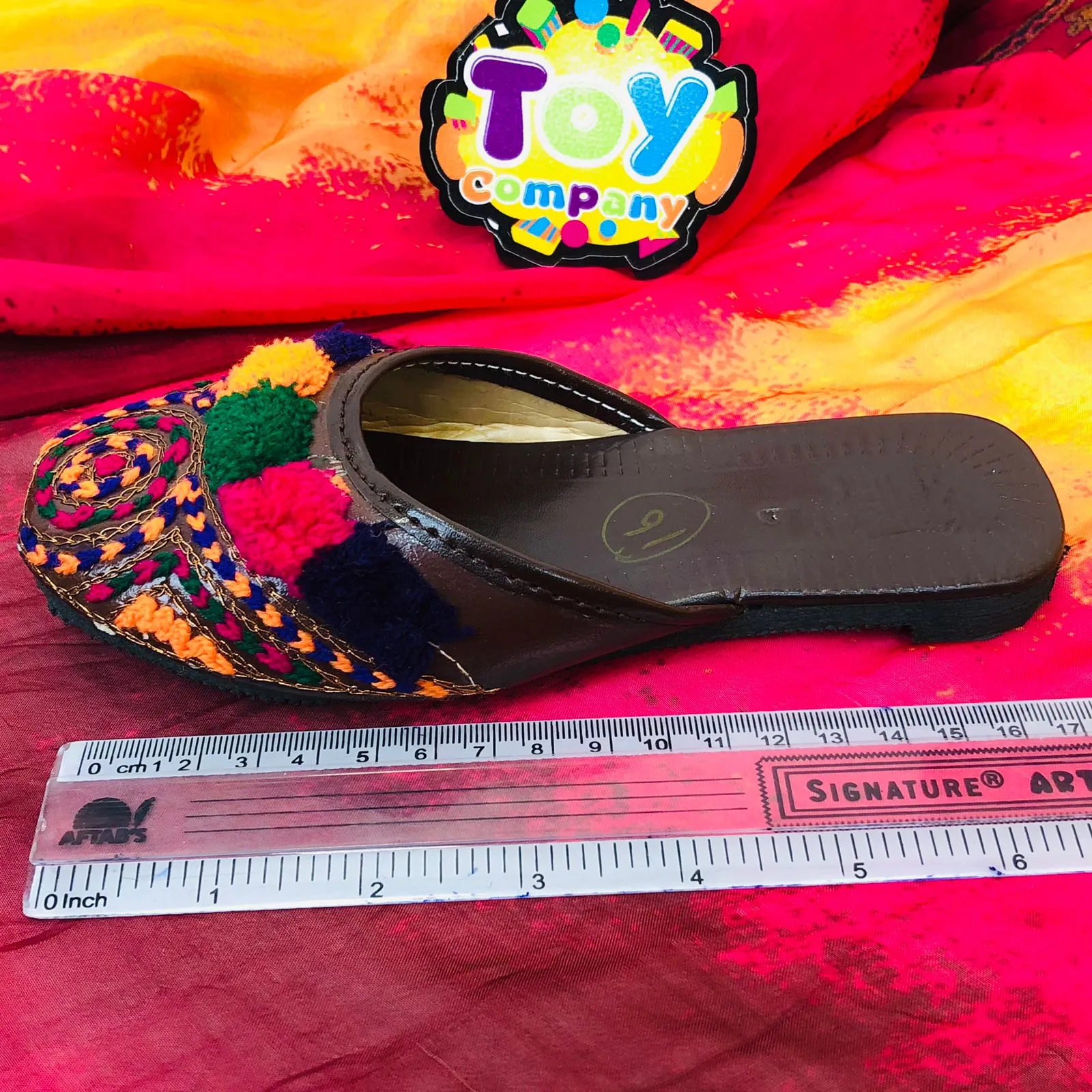 Hand-Made Sindhi Style Multani Chappal