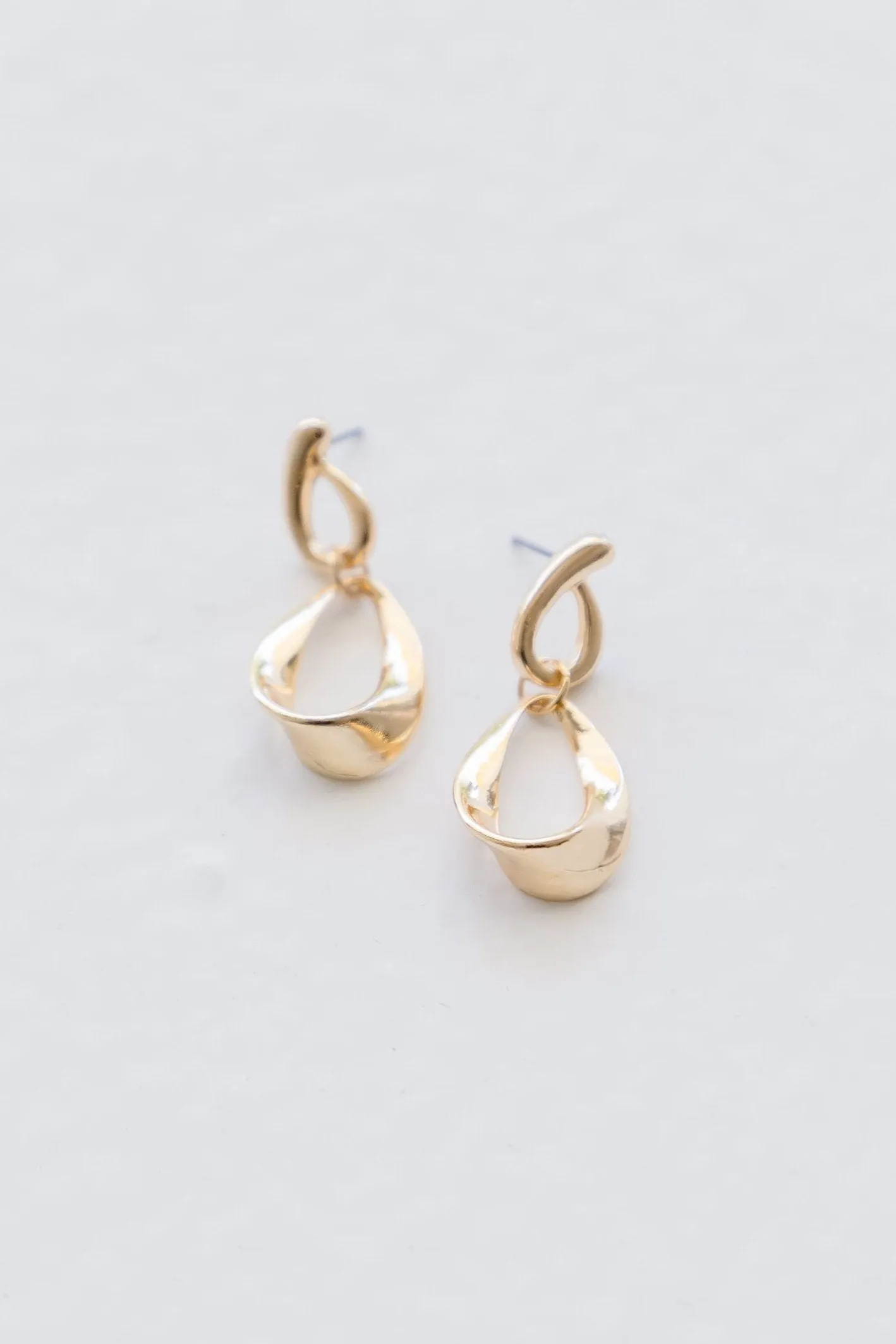 Joni Twisted Teardrop Earrings Gold